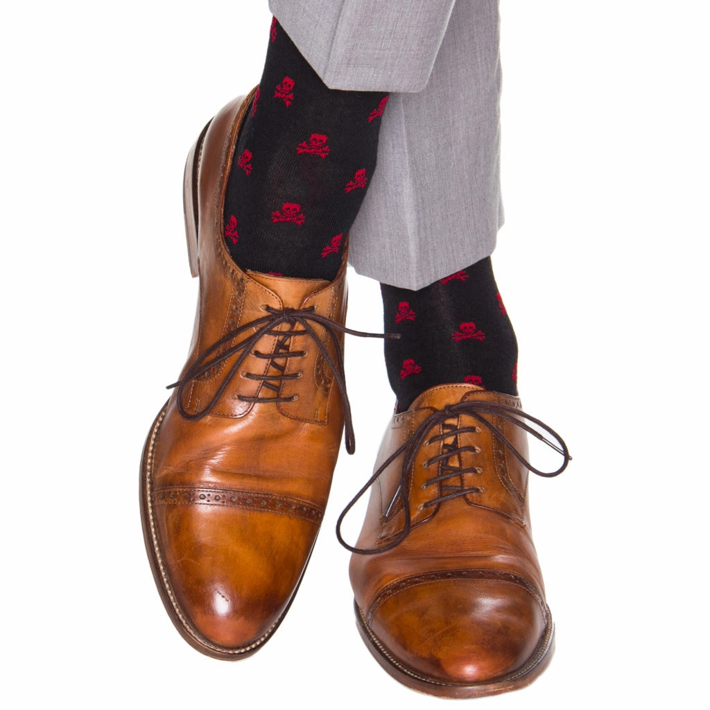 Black with Red Skull and Crossbones Fine Merino Wool Sock Linked Toe Mid-Calf