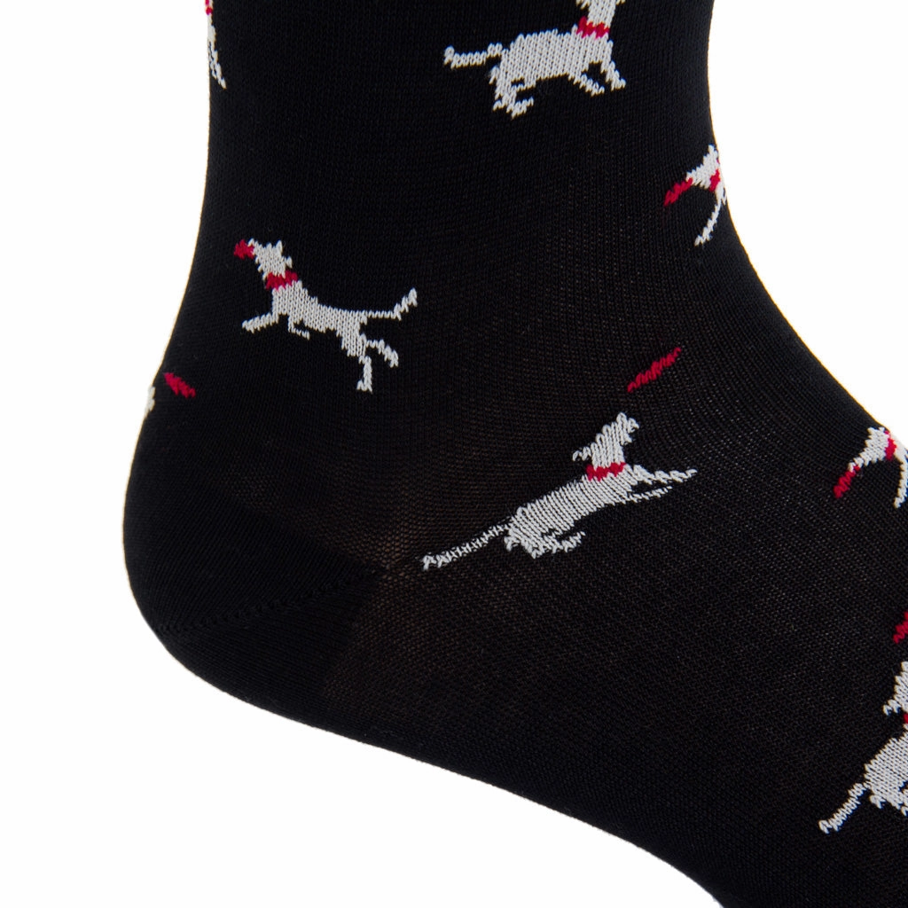Black with Tan Dog Catching Red Frisbee Cotton Sock Linked Toe Mid-Calf