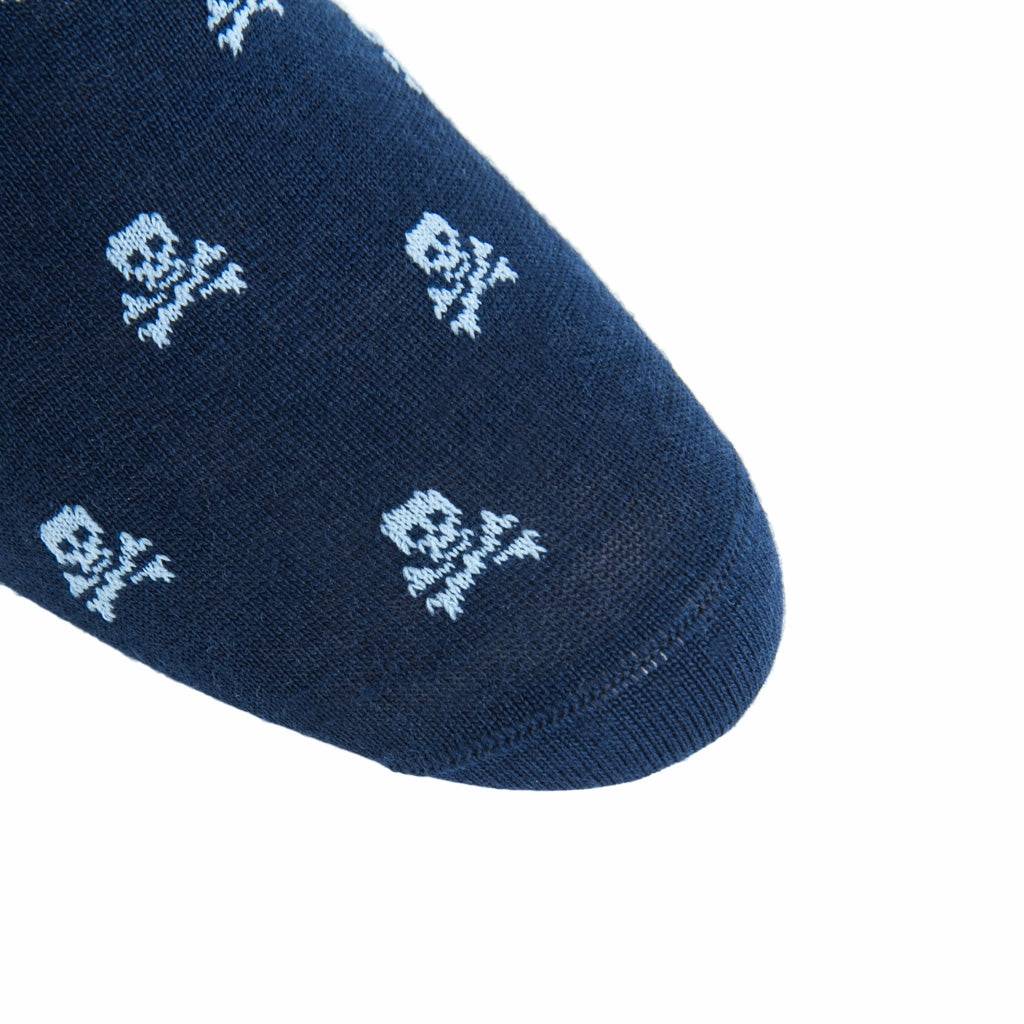 Classic Navy with White Skull and Crossbones Sock Cotton Linked Toe Mid-Calf