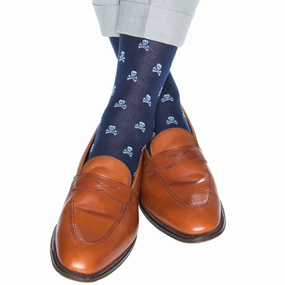 Classic Navy with White Skull and Crossbones Sock Cotton Linked Toe Mid-Calf