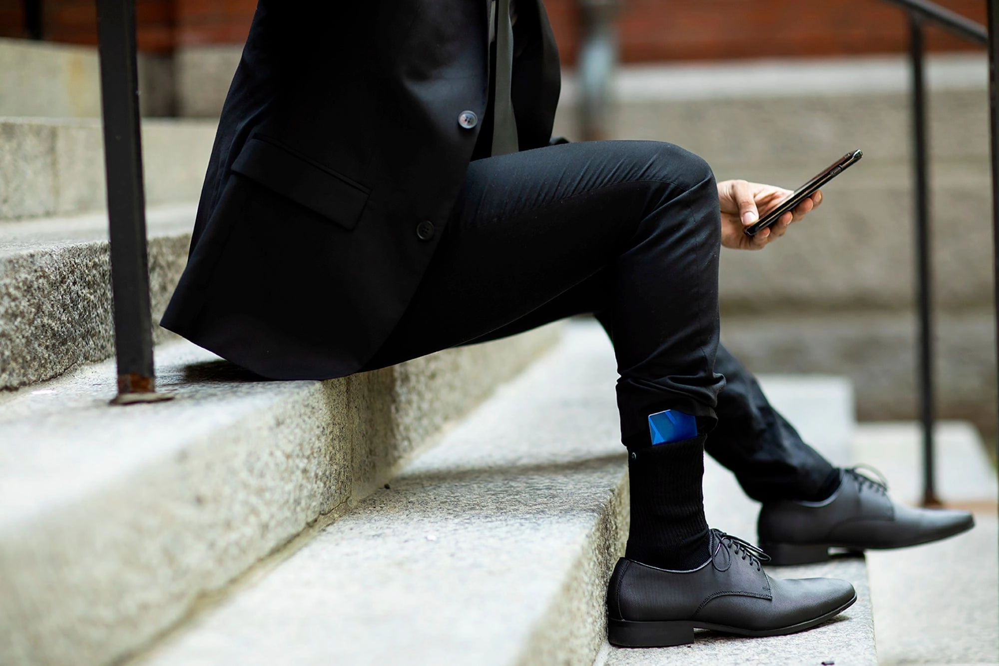 Zip Pocket High Performance Crew Socks
